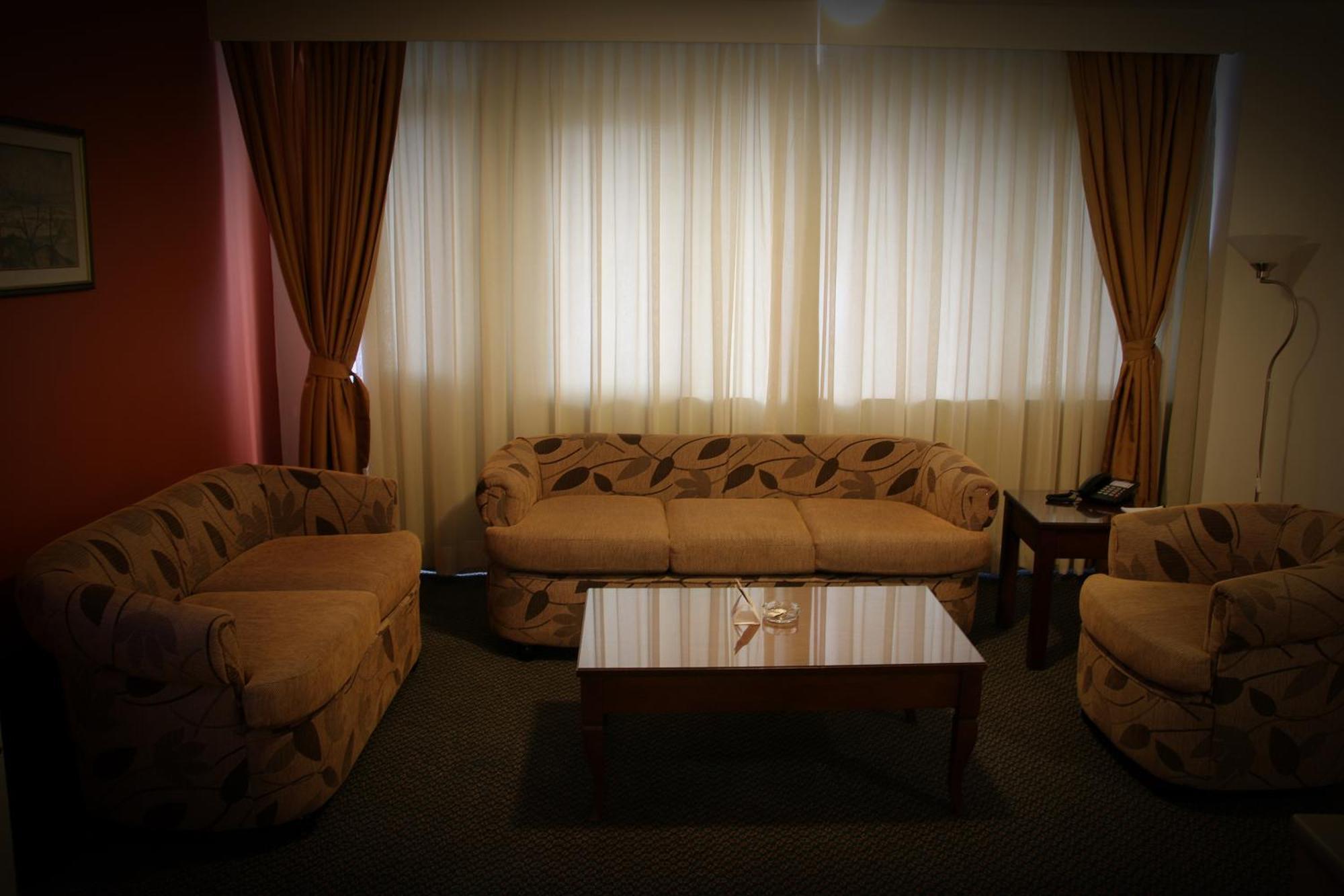 First Apart Hotel อังการา ภายนอก รูปภาพ